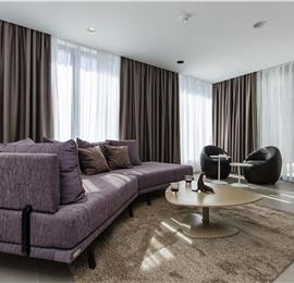 5 bedroom beachfront villa with heated pool near Omis, sleeps 9